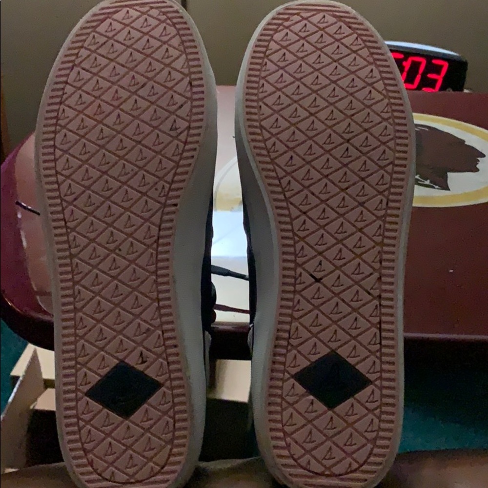Shoe - Picture 4 of 5